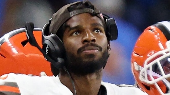 Shedeur Sanders of Cleveland Browns looks on against the Detroit Lions during the fourth quarter at Ford Field. (Getty Images via AFP)