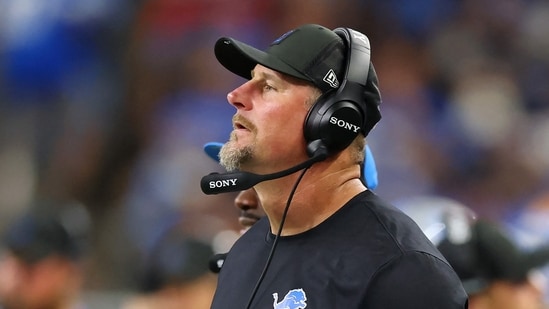 Detroit Lions head coach Dan Campbell looks on during the fourth quarter against the Cleveland Browns at Ford Field. (Getty Images via AFP)