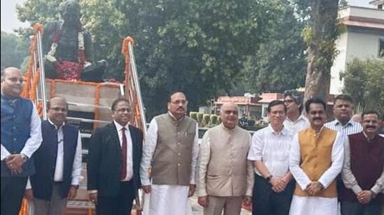 Justice Surya Kant after offering floral tributes to Mahatma Gandhi’s statue on the Supreme Court lawns. (HT Photo)