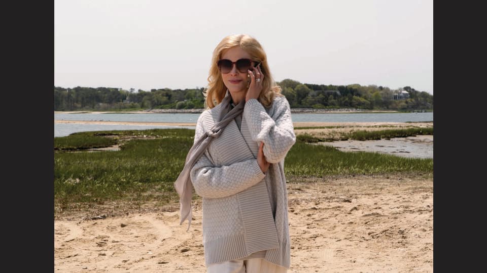 If a show has Nicole Kidman playing a Rich Lady In A Cardigan With A Secret, you bet we’ll be watching it.