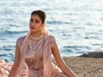 Janhvi Kapoor says she doesn't like the insider-outsider divide. Janhvi Kapoor says she doesn't like the insider-outsider divide.