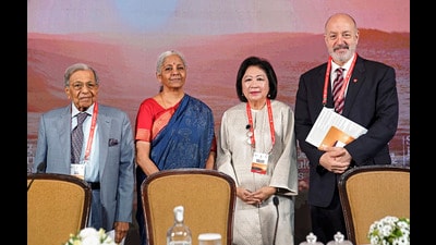 (From left) Economist NK Singh, Union finance minister Nirmala Sitharaman, Indonesian economist Mari Elka Pangestu, and London School of Economics vice chancellor Larry Kramer during the Kautilya Economic Conclave in New Delhi. (PIB) (From left) Economist NK Singh, Union finance minister Nirmala Sitharaman, Indonesian economist Mari Elka Pangestu, and London School of Economics vice chancellor Larry Kramer during the Kautilya Economic Conclave in New Delhi. (PIB)