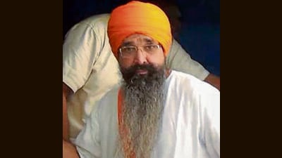 Shiromani Gurdwara Parbandhak Committee (SGPC) secretary has written to the additional director general of police (jails) seeking an appointment to meet death-row convict Balwant Singh Rajoana. (HT File)