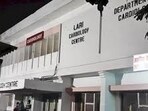 The man alleged that his father was left unattended for nearly an hour in the emergency ward, while a doctor allegedly used abusive language. (File)