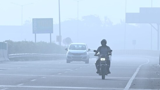 The minimum temperature is expected to be 22,5 degree celsius, according to IMD.(HT Photo/ Arvind Yadav)