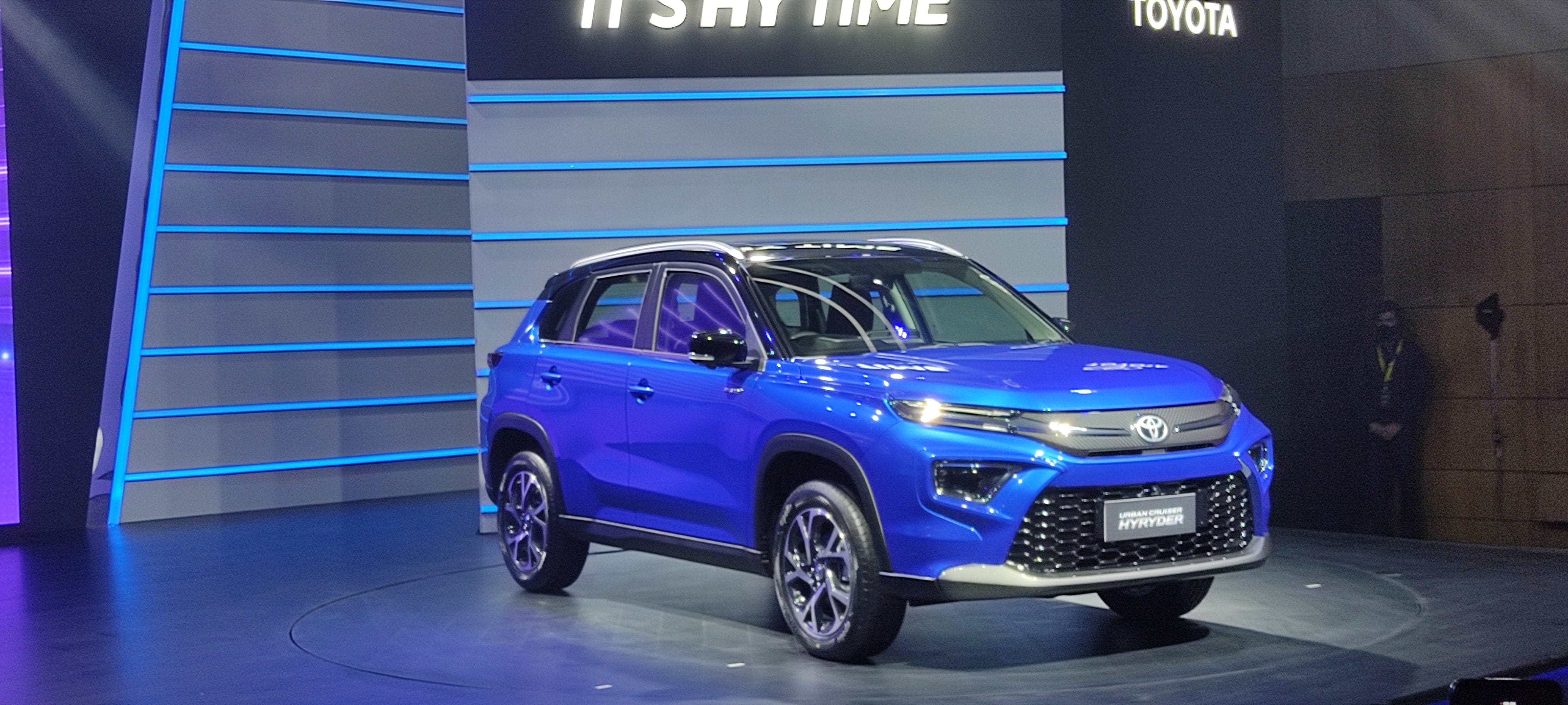 Toyota Urban Cruiser Hyryder uses the same underpinnings as the Maruti Suzuki Grand Vitara. Toyota Urban Cruiser Hyryder uses the same underpinnings as the Maruti Suzuki Grand Vitara.