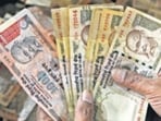 Amid rising fiscal challenges, the Punjab government plans to raise a loan of <span class='webrupee'>₹</span>5,093 crore during the October-December period (third quarter) of the current financial year. (HT File/ Representational image) Amid rising fiscal challenges, the Punjab government plans to raise a loan of <span class='webrupee'>₹</span>5,093 crore during the October-December period (third quarter) of the current financial year. (HT File/ Representational image)