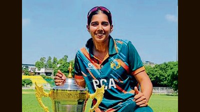 20-year-old Akanksha Saini is set to compete in the T-20 Inter-State Tournament in Nagpur this month. (HT Photo) 20-year-old Akanksha Saini is set to compete in the T-20 Inter-State Tournament in Nagpur this month. (HT Photo)