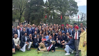 Alumni of The Lawrence School, Sanawar, during the final day of 178th Founder’s Day celebrations on Sunday. (HT Photo) Alumni of The Lawrence School, Sanawar, during the final day of 178th Founder’s Day celebrations on Sunday. (HT Photo)
