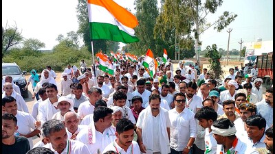 Former Hisar MP Brijendra Singh kicks off Sadbhaav Yatra from Jind’s Danoda on Sunday. (Manoj Dhaka/HindustanTimes) Former Hisar MP Brijendra Singh kicks off Sadbhaav Yatra from Jind’s Danoda on Sunday. (Manoj Dhaka/HindustanTimes)