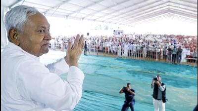 Bihar chief minister Nitish Kumar at a public gathering in Nalanda on Sunday. (HT Photo) Bihar chief minister Nitish Kumar at a public gathering in Nalanda on Sunday. (HT Photo)
