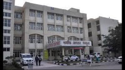 For nearly three months now, Ayushman card holders have been denied cardiac treatment at the heart centre of civil hospital, Sector 6, Panchkula (HT Photo for representation) For nearly three months now, Ayushman card holders have been denied cardiac treatment at the heart centre of civil hospital, Sector 6, Panchkula (HT Photo for representation)