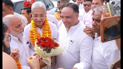 Haryana Pradesh Congress Committee president Rao Narender Singh in Karnal on Monday. (HT) Haryana Pradesh Congress Committee president Rao Narender Singh in Karnal on Monday. (HT)