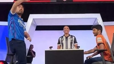 Here's all you need to know about Hikaru Nakamura throwing D Gukesh's king (Screengrab - X)