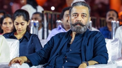 Kamal Haasan interacted with officials and spoke to the affected people of the September 27 stampede. (PTI)