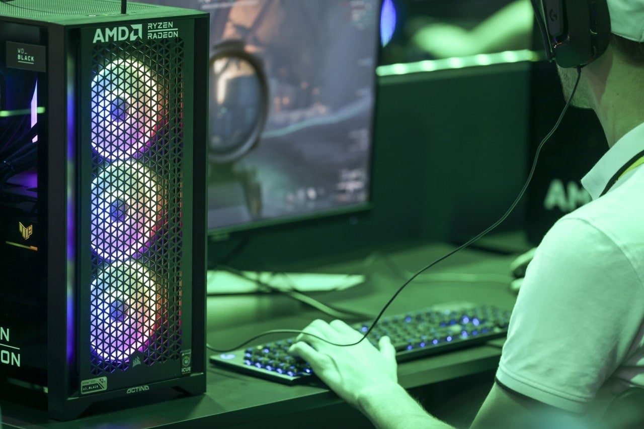 OpenAI, AMD Announce Massive Computing Deal, Marking New Phase of AI Boom OpenAI, AMD Announce Massive Computing Deal, Marking New Phase of AI Boom