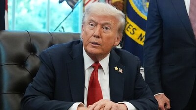 Trump signed legislation into law after the longest government shutdown in 2019 that ensures federal workers receive back pay during any federal funding lapse. (AP) Trump signed legislation into law after the longest government shutdown in 2019 that ensures federal workers receive back pay during any federal funding lapse. (AP)