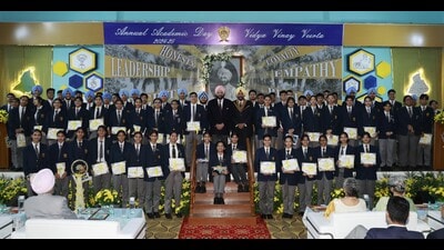 Academic toppers were awarded medals and cash prizes. (HT Photo) Academic toppers were awarded medals and cash prizes. (HT Photo)