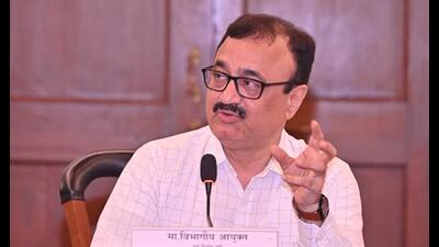 Divisional commissioner Chandrakant Pulkundwar (HT) Divisional commissioner Chandrakant Pulkundwar (HT)