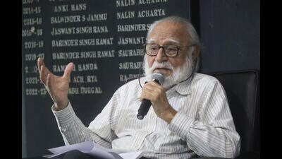 Veteran journalist and author Rahul Singh said that the “growing power of social media” remains the country’s “biggest hope” for sustaining press freedom, at a time when mainstream media is increasingly influenced by corporate and political interests. (HT Photo) Veteran journalist and author Rahul Singh said that the “growing power of social media” remains the country’s “biggest hope” for sustaining press freedom, at a time when mainstream media is increasingly influenced by corporate and political interests. (HT Photo)