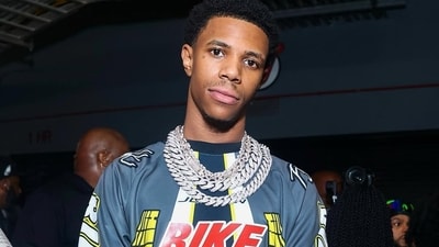 American rapper A Boogie Wit Da Hoodie caught in Tokyo club brawl. (Instagram/ aboogievsartist) American rapper A Boogie Wit Da Hoodie caught in Tokyo club brawl. (Instagram/ aboogievsartist)
