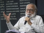 Veteran journalist and author Rahul Singh said that the “growing power of social media” remains the country’s “biggest hope” for sustaining press freedom, at a time when mainstream media is increasingly influenced by corporate and political interests. (HT Photo) Veteran journalist and author Rahul Singh said that the “growing power of social media” remains the country’s “biggest hope” for sustaining press freedom, at a time when mainstream media is increasingly influenced by corporate and political interests. (HT Photo)