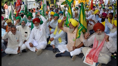 Farmer unions during a protest outside the DC office in Ludhiana on Wednesday. (HT Photo) Farmer unions during a protest outside the DC office in Ludhiana on Wednesday. (HT Photo)