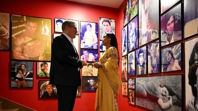 British Prime Minister Keir Starmer interacts with actor Rani Mukerji during a visit to Yash Raj Films in Mumbai, India, October 8, 2025. Leon Neal/Pool via REUTERS (via REUTERS)