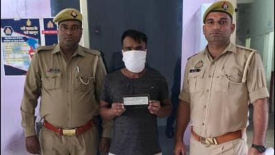 Sahu confessed that he had staged his own kidnapping by running away from home. He then used his mobile phone to send messages to his wife, claiming he was abducted by kidnappers under the direction of the couple and demanding the ₹5 lakh ransom for his release, said police. (HT Photos) Sahu confessed that he had staged his own kidnapping by running away from home. He then used his mobile phone to send messages to his wife, claiming he was abducted by kidnappers under the direction of the couple and demanding the ₹5 lakh ransom for his release, said police. (HT Photos)