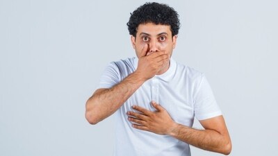 Dr Pradip states bad breath isn’t always just a dental issue; it can sometimes be linked to serious underlying health problems, including heart disease. (Freepik) Dr Pradip states bad breath isn’t always just a dental issue; it can sometimes be linked to serious underlying health problems, including heart disease. (Freepik)