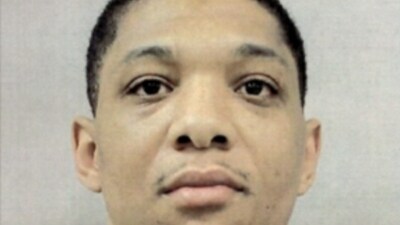 Derrick Groves was cornered in Atlanta on Wednesday. (FBI) Derrick Groves was cornered in Atlanta on Wednesday. (FBI)