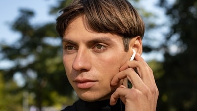You are at risk of breakouts if you wear earbuds all the time! (Picture credit: Freepik) You are at risk of breakouts if you wear earbuds all the time! (Picture credit: Freepik)
