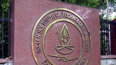 IIT Madras signs MoU with Indian Navy to strengthen research and technology collaborations IIT Madras signs MoU with Indian Navy to strengthen research and technology collaborations