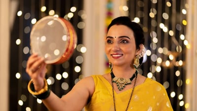 On Karwa Chauth, married women observe fasts and pray for the wellness of their husbands. On Karwa Chauth, married women observe fasts and pray for the wellness of their husbands.
