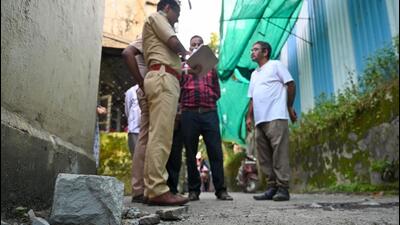 A concrete block weighing nearly 20 kilo (left) fell on Sanskruti Amin’s head, killing her. (Raju Shinde) A concrete block weighing nearly 20 kilo (left) fell on Sanskruti Amin’s head, killing her. (Raju Shinde)