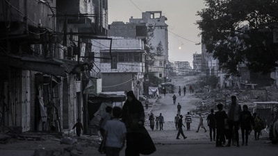 Israel's cabinet convened late Thursday to formally approve a ceasefire deal in Gaza ahead of a hostage release. (Bloomberg) Israel's cabinet convened late Thursday to formally approve a ceasefire deal in Gaza ahead of a hostage release. (Bloomberg)
