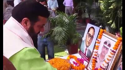 Haryana chief minister Nayab Singh Saini paying floral tributes to senior IPS officer Y Puran Kumar in Chandigarh on Thursday. The officer allegedly shot himself dead on Tuesday but the autopsy is yet to be conducted. (HT Photo) Haryana chief minister Nayab Singh Saini paying floral tributes to senior IPS officer Y Puran Kumar in Chandigarh on Thursday. The officer allegedly shot himself dead on Tuesday but the autopsy is yet to be conducted. (HT Photo)