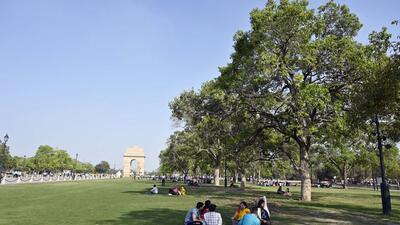IMD said the wind direction will stay northwesterly till Sunday, with an average speed of 10-15 km/hr likely. (HT Archive) IMD said the wind direction will stay northwesterly till Sunday, with an average speed of 10-15 km/hr likely. (HT Archive)
