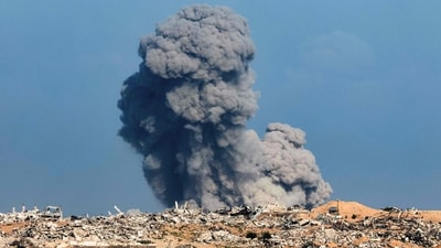 Amid Trump's pitch for a ceasefire plan, Israel continued its military offensive and bombardment in Gaza. In this image, a smoke plume billows from an Israeli attack in Gaza City. (AFP) Amid Trump's pitch for a ceasefire plan, Israel continued its military offensive and bombardment in Gaza. In this image, a smoke plume billows from an Israeli attack in Gaza City. (AFP)