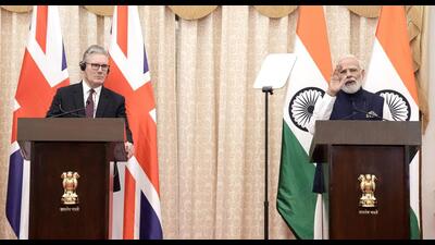 Prime Minister Sir Keir Starmer and the Prime Minister of India, Narendra Modi, deliver a statement to the press at Raj Bhavan, in Mumbai. The PM is visiting India to promote the recently signed trade deal with the south Asian nation. (via REUTERS) Prime Minister Sir Keir Starmer and the Prime Minister of India, Narendra Modi, deliver a statement to the press at Raj Bhavan, in Mumbai. The PM is visiting India to promote the recently signed trade deal with the south Asian nation. (via REUTERS)