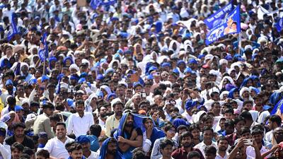The crowd at the BSP rally in Lucknow on Thursday. (Deepak Gupta/HT)