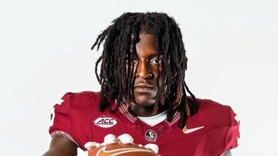 Ethan Pritchard, a freshman linebacker at Florida State, was discharged from the hospital nearly six weeks post-gunshot wound. (@LogansTwitty/X) Ethan Pritchard, a freshman linebacker at Florida State, was discharged from the hospital nearly six weeks post-gunshot wound. (@LogansTwitty/X)