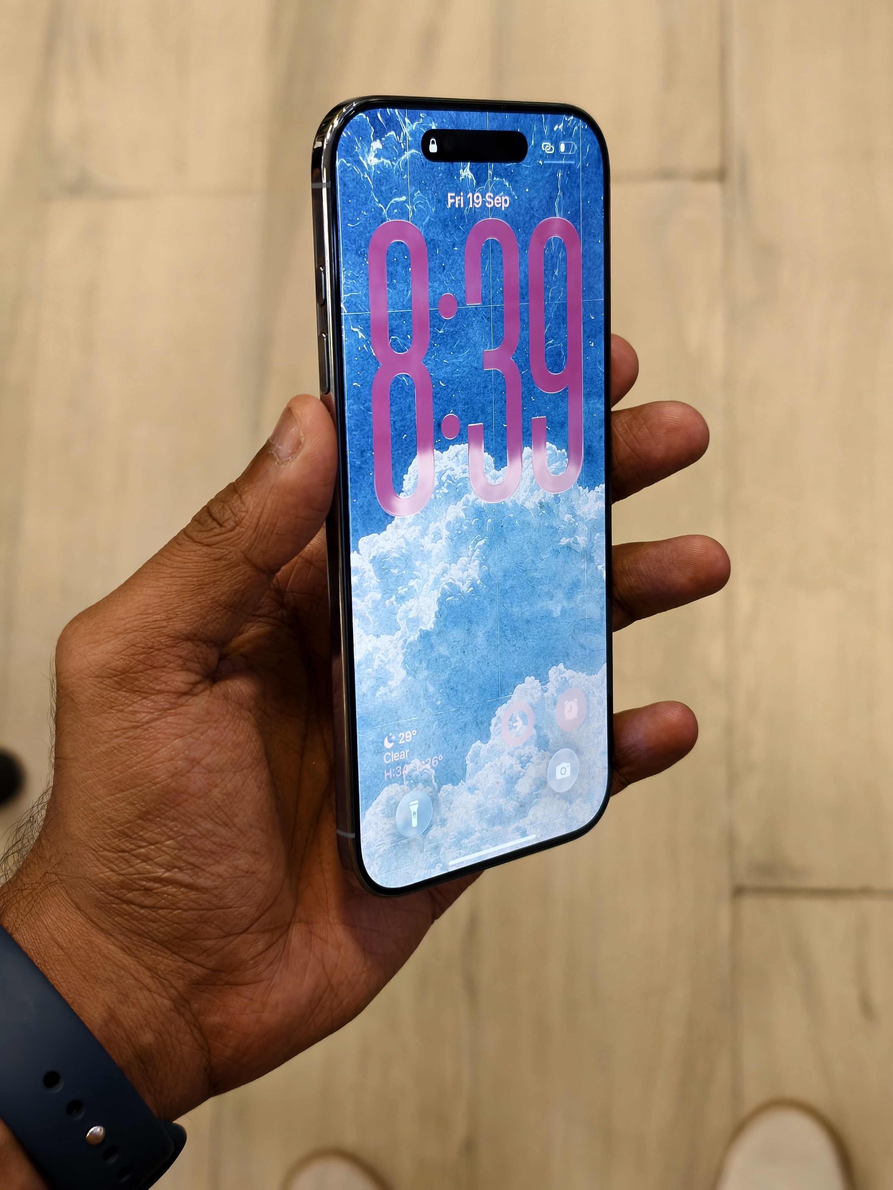iPhone Air has a 6.5" 120Hz LTPO panel (ProMotion). (Shaurya Sharma - HT)