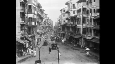 Borah Bazaar, Bombay, circa 1935. In The Dead Man in the Silver Market, Aubrey Menen recounts witnessing a British soldier killing an Indian civilian in broad daylight at a market just like the one in the picture. (Getty Images) Borah Bazaar, Bombay, circa 1935. In The Dead Man in the Silver Market, Aubrey Menen recounts witnessing a British soldier killing an Indian civilian in broad daylight at a market just like the one in the picture. (Getty Images)