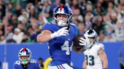 New York Giants running back Cam Skattebo scores a touchdown against the Philadelphia Eagles during the second quarter at MetLife Stadium. (IMAGN IMAGES via Reuters Connect)