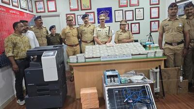 Sangli police have seized counterfeit Indian currency worth over ₹1 crore and arrested five persons in connection with the case. (HT) Sangli police have seized counterfeit Indian currency worth over ₹1 crore and arrested five persons in connection with the case. (HT)