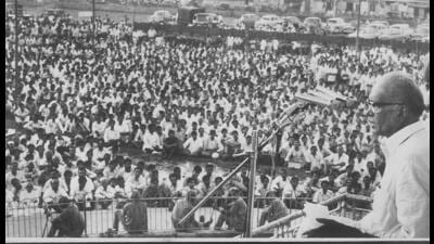 The idea of revolution is often synonymous with violence. But Jayaprakashji’s concept of Total Revolution was based on non-violence. (HT Archive) The idea of revolution is often synonymous with violence. But Jayaprakashji’s concept of Total Revolution was based on non-violence. (HT Archive)