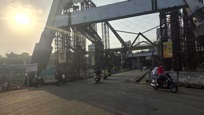 Ahead of Diwali, the Pune Municipal Corporation (PMC) and traffic police opened the Bhide Bridge for traffic movement from Saturday. (HT)