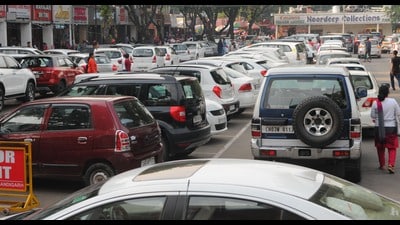 Paid parking adds strain by issuing tickets without checking for space, leaving drivers circling in frustration. (HT File) Paid parking adds strain by issuing tickets without checking for space, leaving drivers circling in frustration. (HT File)