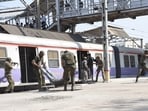 The railway administration bears the responsibility of performing the last rites of the deceased if no relatives or claimants come forward within a stipulated time. (HT)